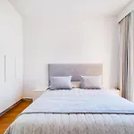Villa Laurus 4 By Ezoria Villas